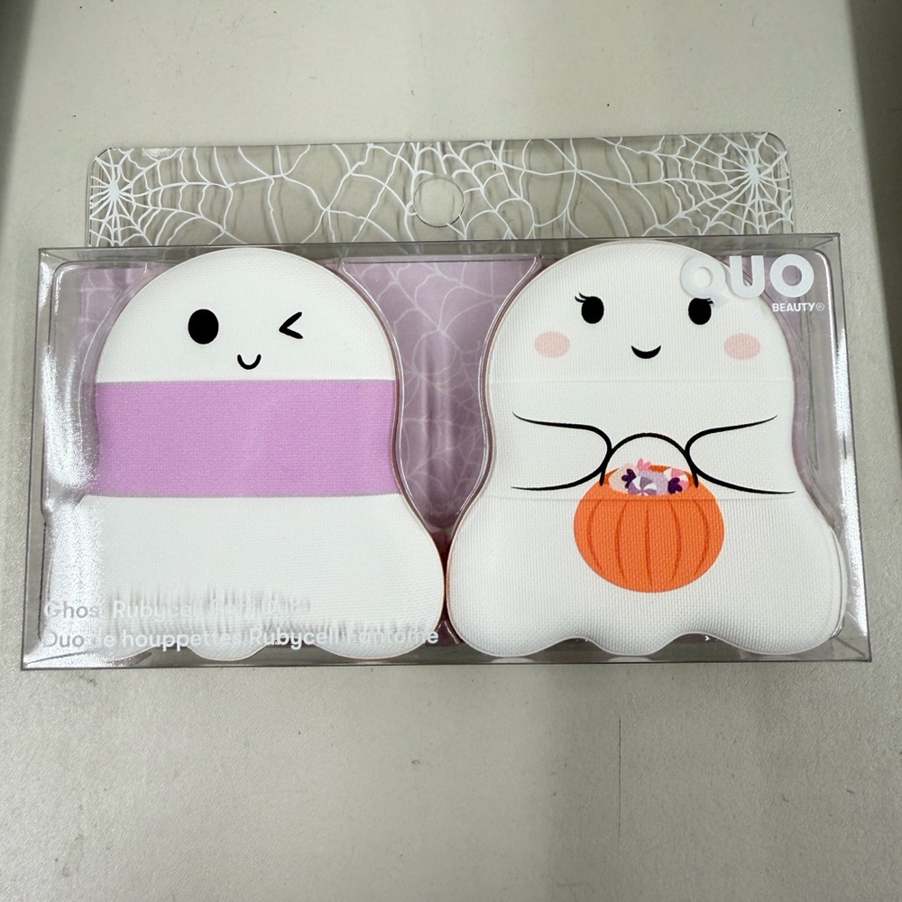 Ghost Makeup Sponge Duo - White and Purple